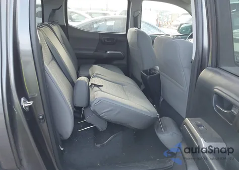 2016 Toyota Tacoma Sr5 V6 z USA, uszkodzony, nr VIN 3TMCZ5AN4GM039711